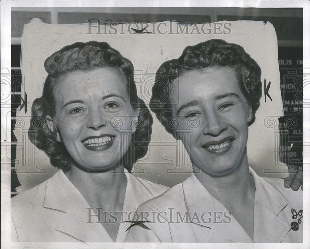 1953 Jane Grudzien Doris Knechtges Bowling-Historic Images