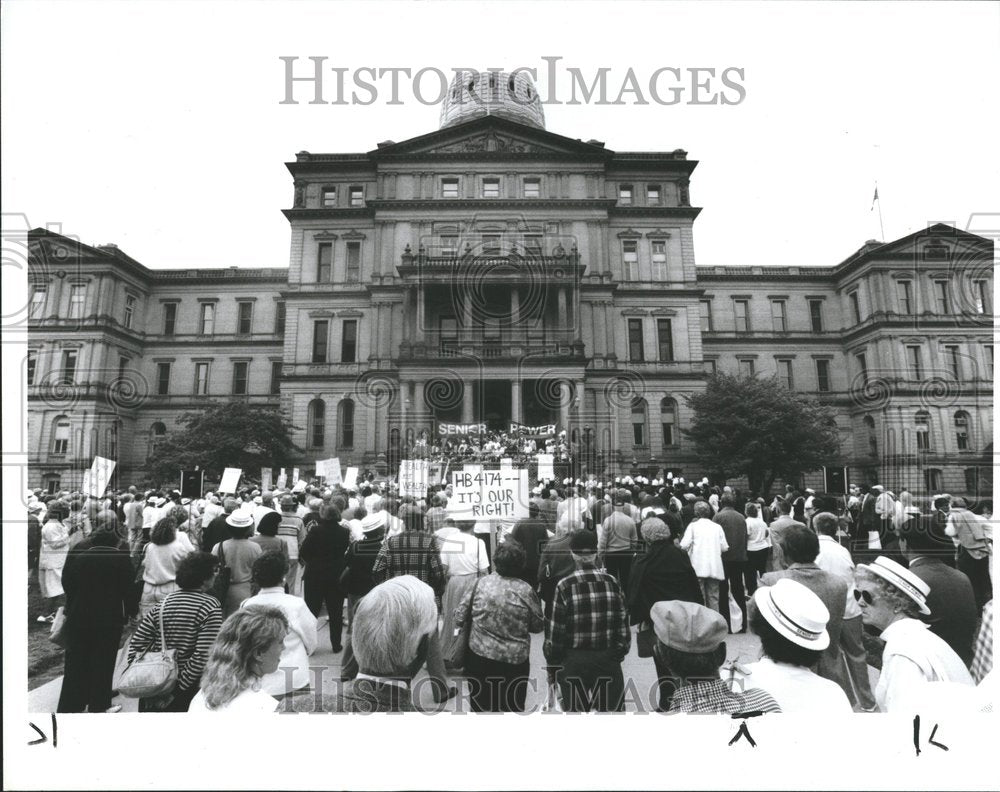 1990  7,000 seniors across  state mill - Historic Images