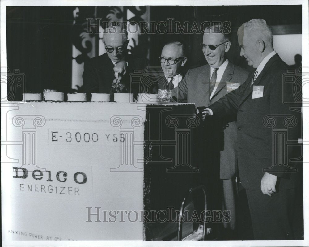 1966 Press Photo Deico Energizer. - Historic Images