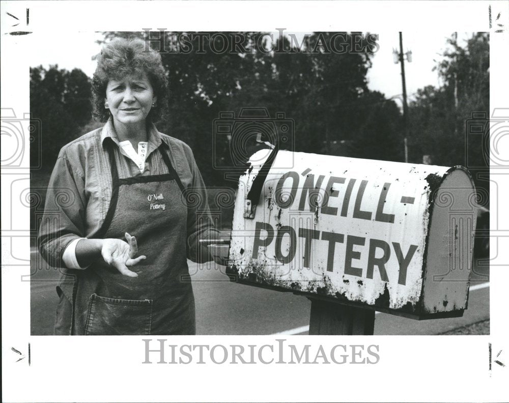 1990 Helen O&#39;Neil Pottery neighborhood - Historic Images