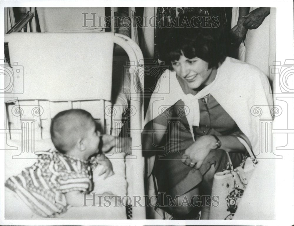 1964 Lynda Bird Johnson Iranian Orphanage - Historic Images