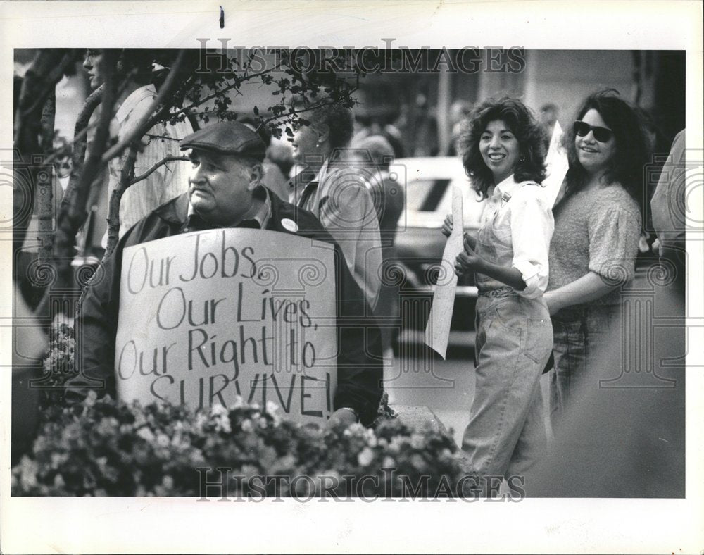 1988 John Purger picketer demonstrate labor - Historic Images