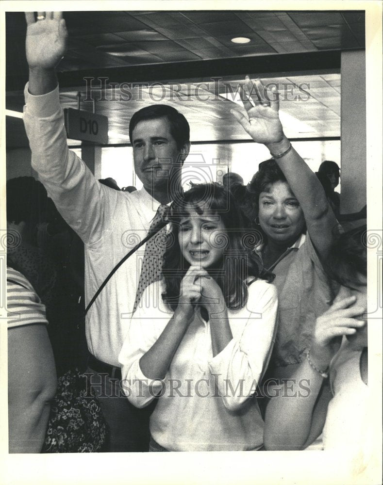 1987 Press Photo Amy Dick Alison McAfee Naperville Norm - RRV60645 - Historic Images