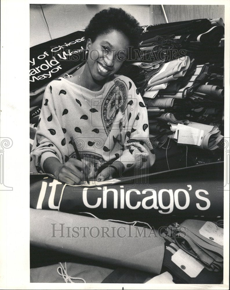 1985 Charmaine Rickette Chicago Holiday - Historic Images