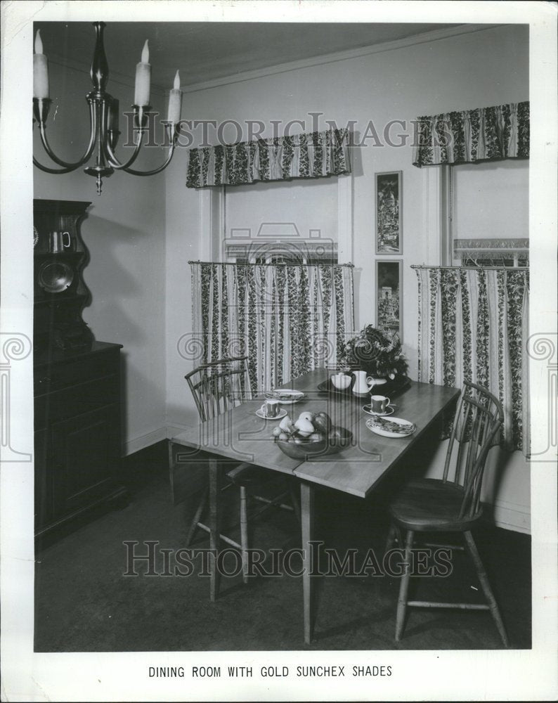 1971 Joanna Western Mills Gold Sunchex room - Historic Images