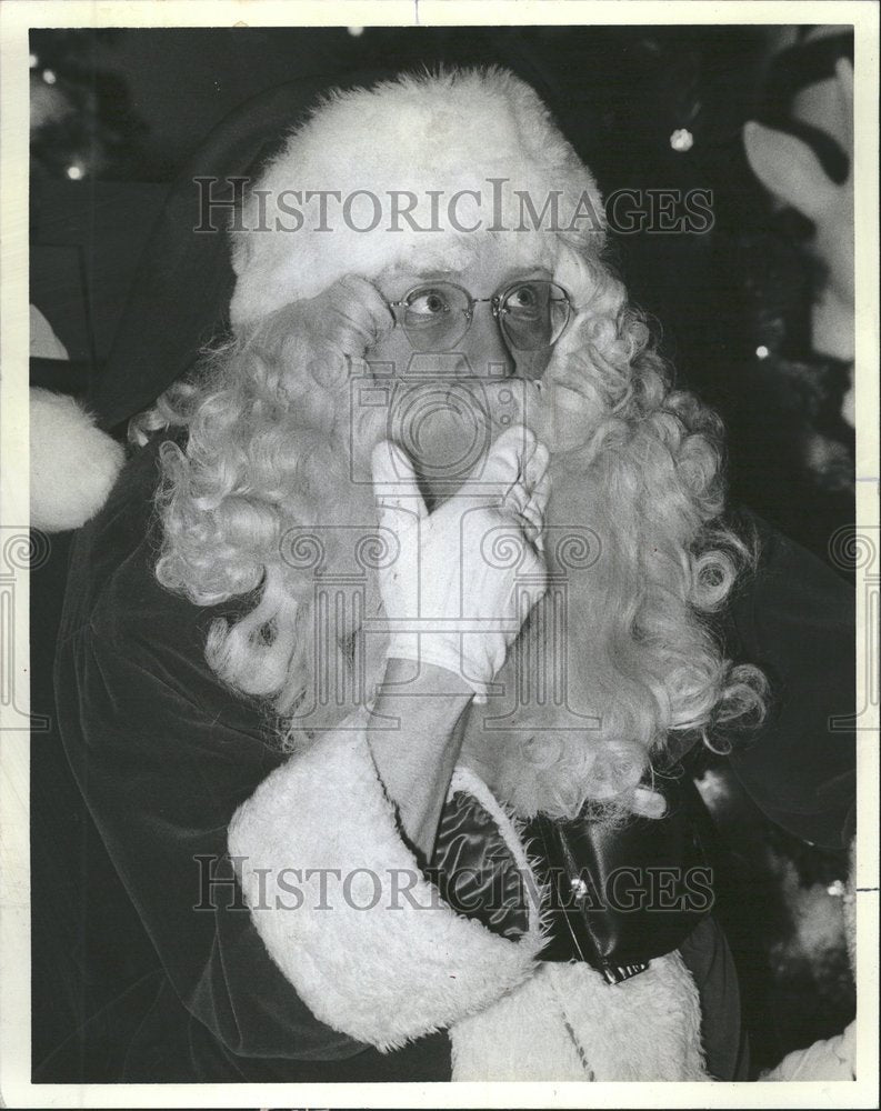 1991 Carson Pirie Scott Santa Claus - Historic Images
