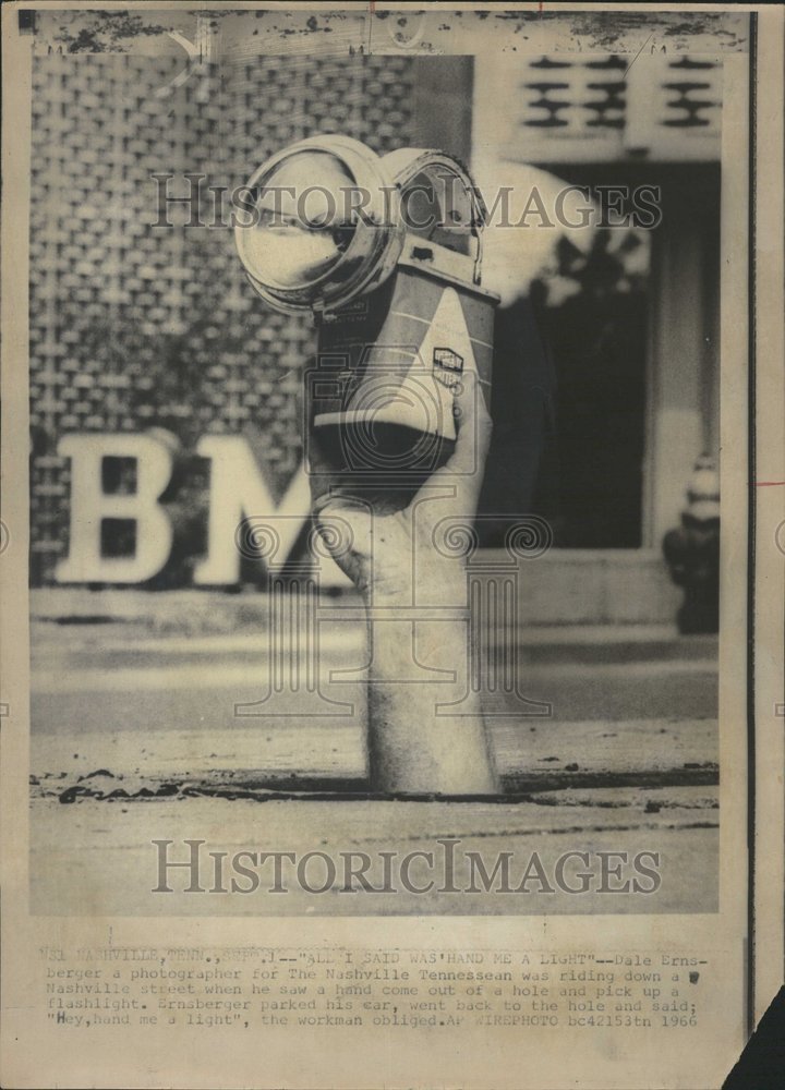 1966 Press Photo Dale Ernsberger Nashville Tennessean - RRV62019 - Historic Images