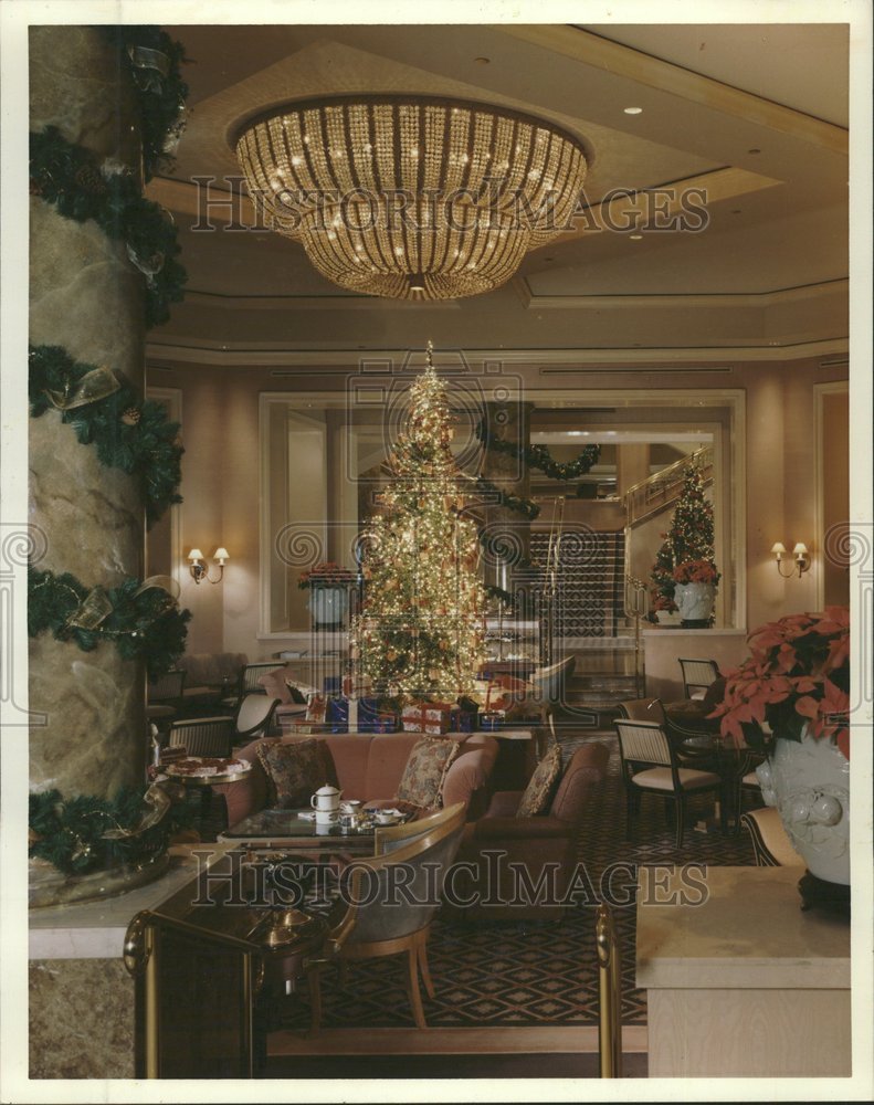 1993 Chicago Fairmont Hotel lobby lounge - Historic Images