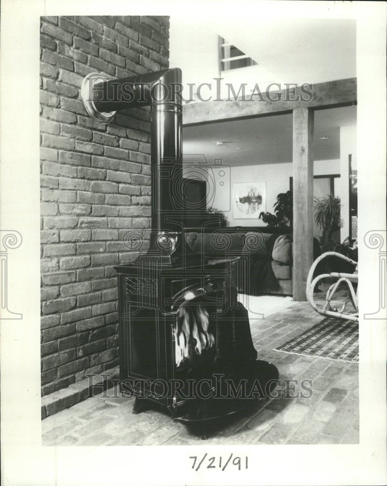 1991 wood burning stove free-standing - Historic Images