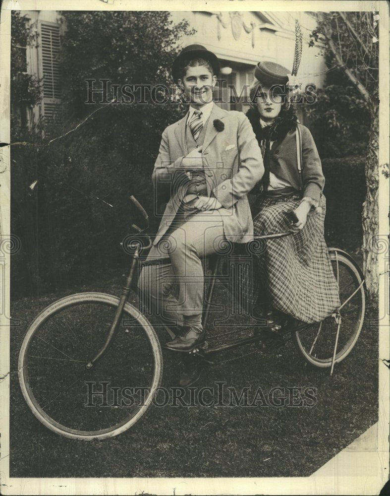 1963 Press Photo Dandy Belle Bicycle Riding Los Angeles - Historic Images