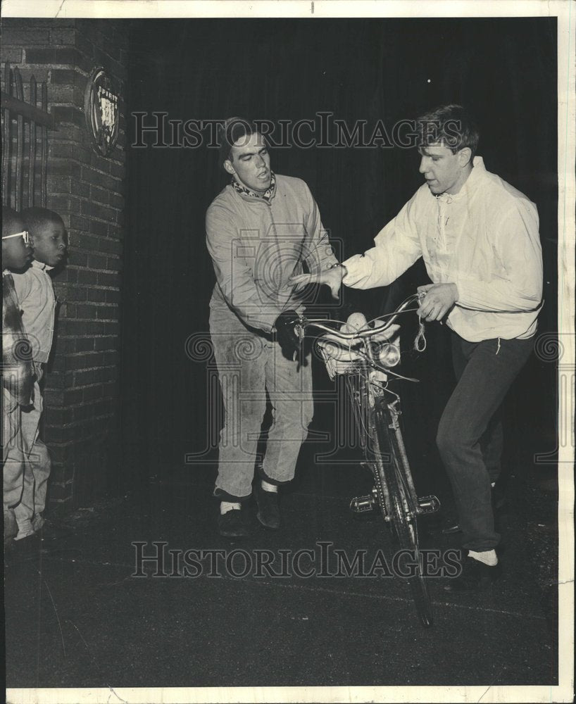 1966 Press Photo Marathon Bicycle Ride Williams College - RRV63005 - Historic Images