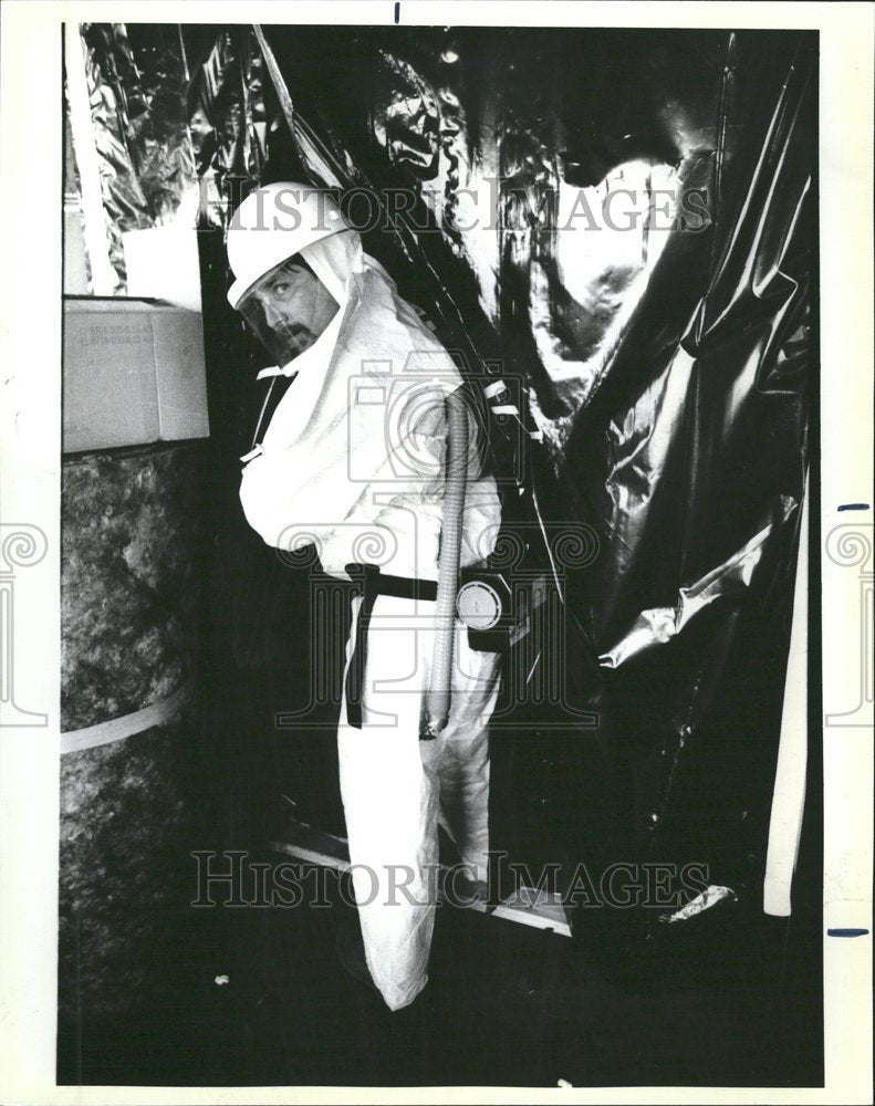1985, Steve Michigan Decontamination Tyvak - RRV63359 - Historic Images