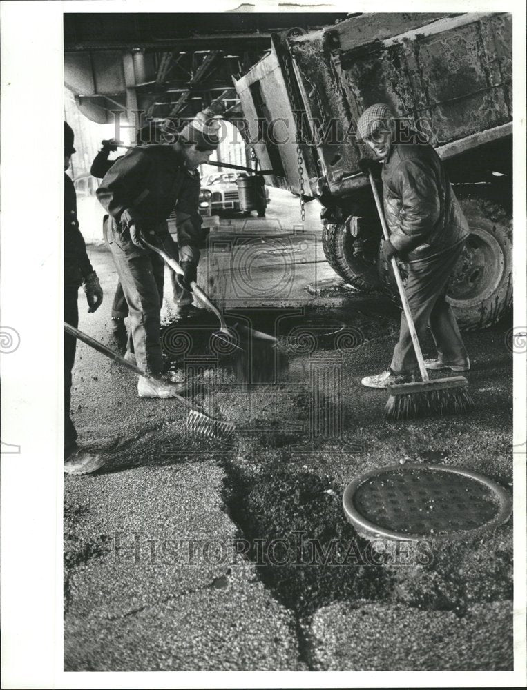 1978 Road Pothole Repairs Chicago Area - Historic Images