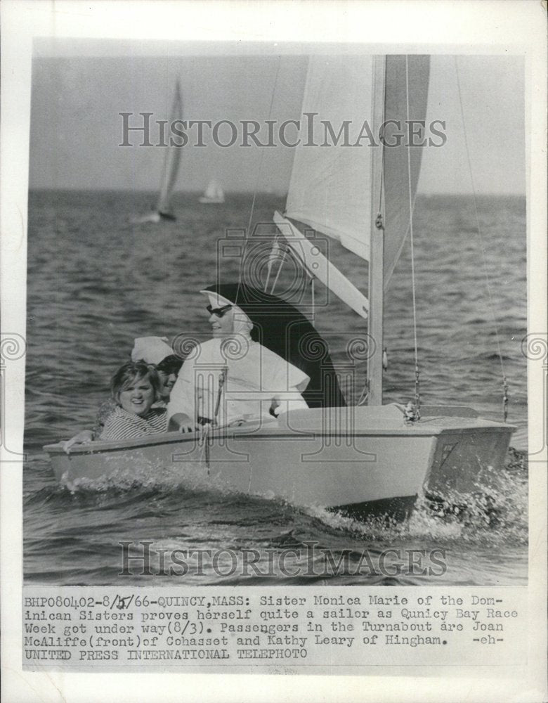 1966 Press Photo Monica Marie Joan McAliffe Kathy Leary - RRV63457 - Historic Images