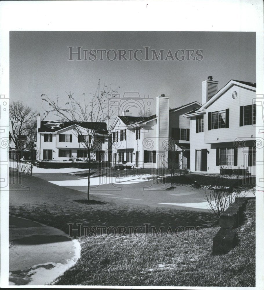 1984 Press Photo Housing/Condominiums/Architecture - RRV63925 - Historic Images