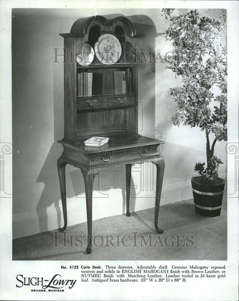 1967 Press Photo Curio Desk/Sligh-Lowry/Furniture/Decor - RRV64081 - Historic Images