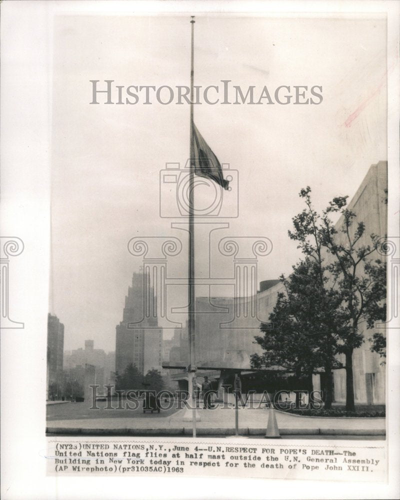 1963 Press Photo United Nations Flag Pope John XXIII - Historic Images