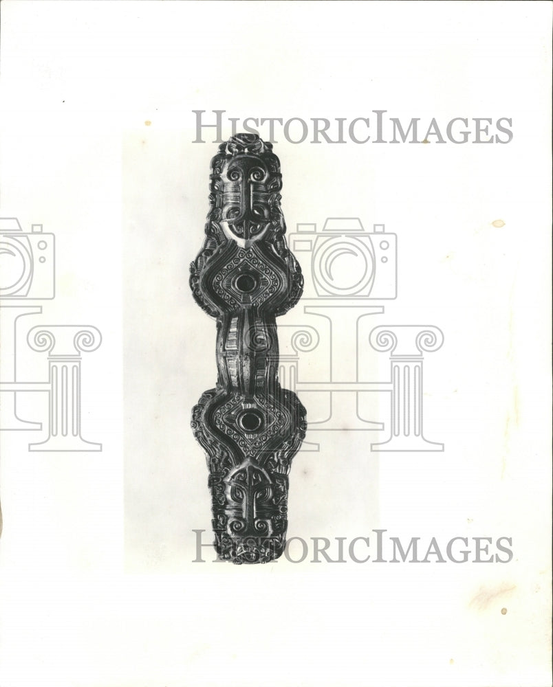 1965 Press Photo Sixth Century brooch Art Institute - RRV64883 - Historic Images