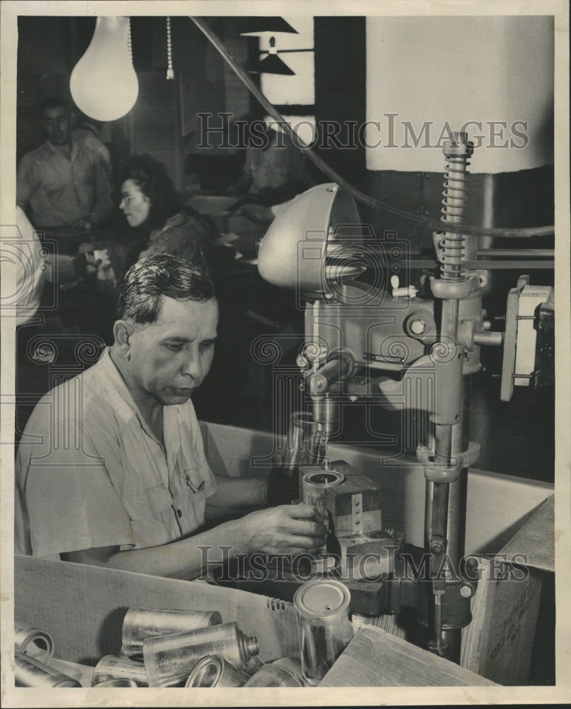 1947, Leo DeLarosa, Chicago Lighthouse - RRV64949 - Historic Images