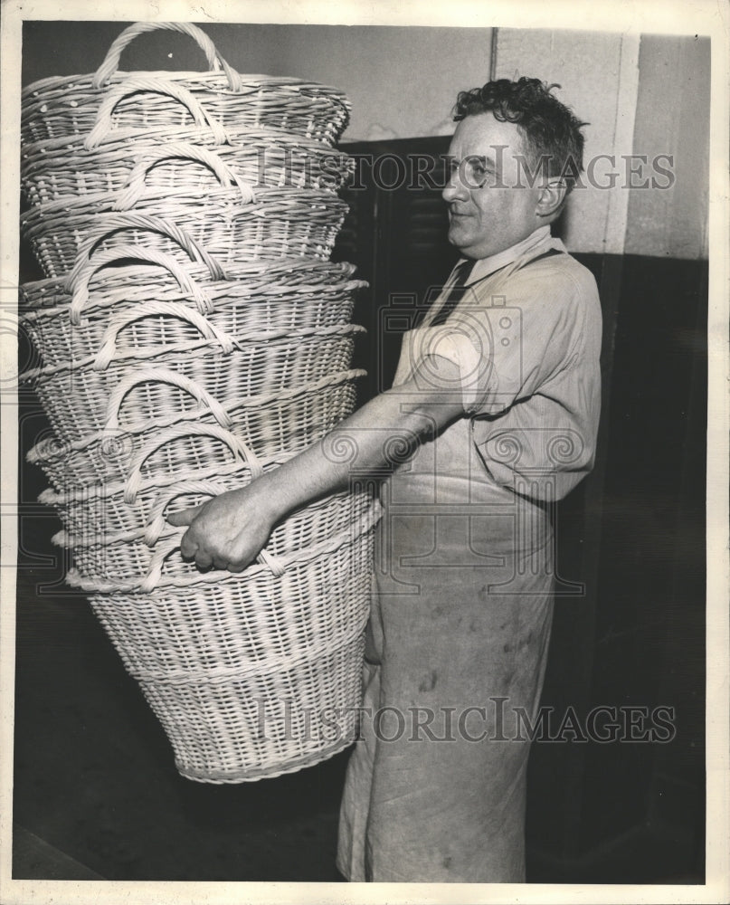 1944 Press Photo Ivan Lundh Chicago Lighthouse Blind - RRV64953 - Historic Images