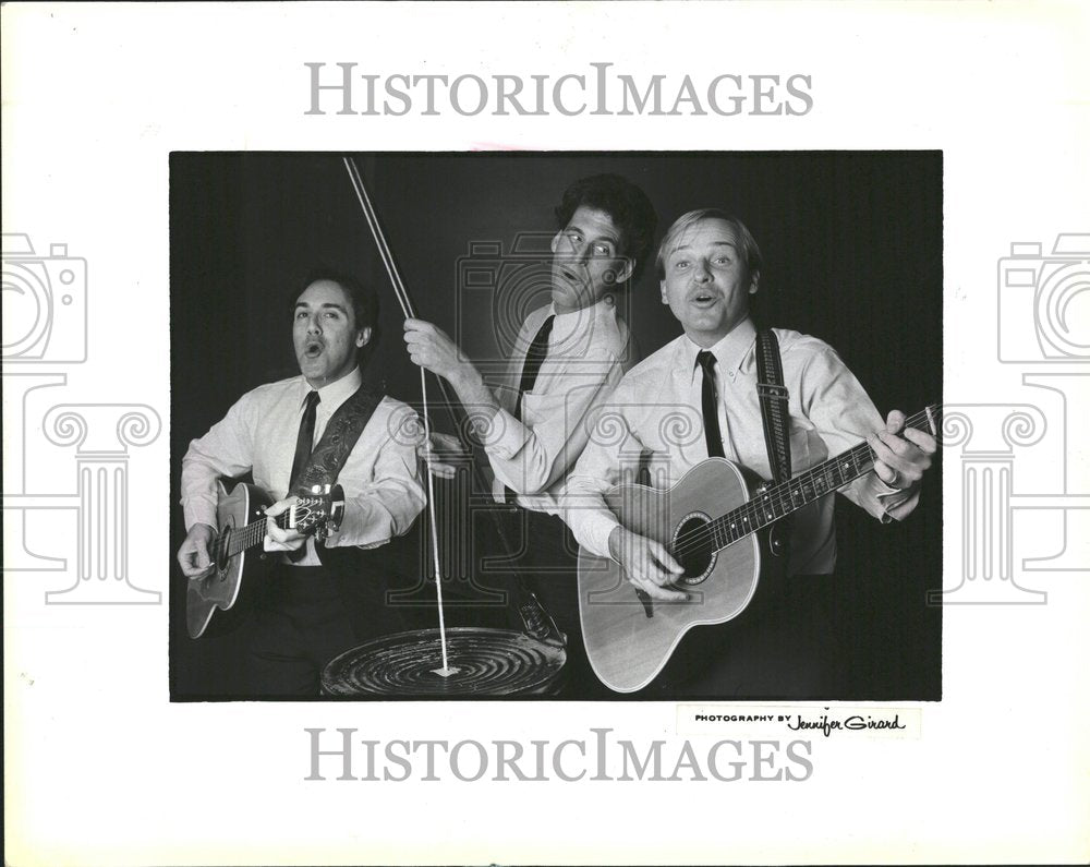 1984 Press Photo Grimm Brothers, in &quot;Tab for Stardom&quot; - RRV65443- Historic Images