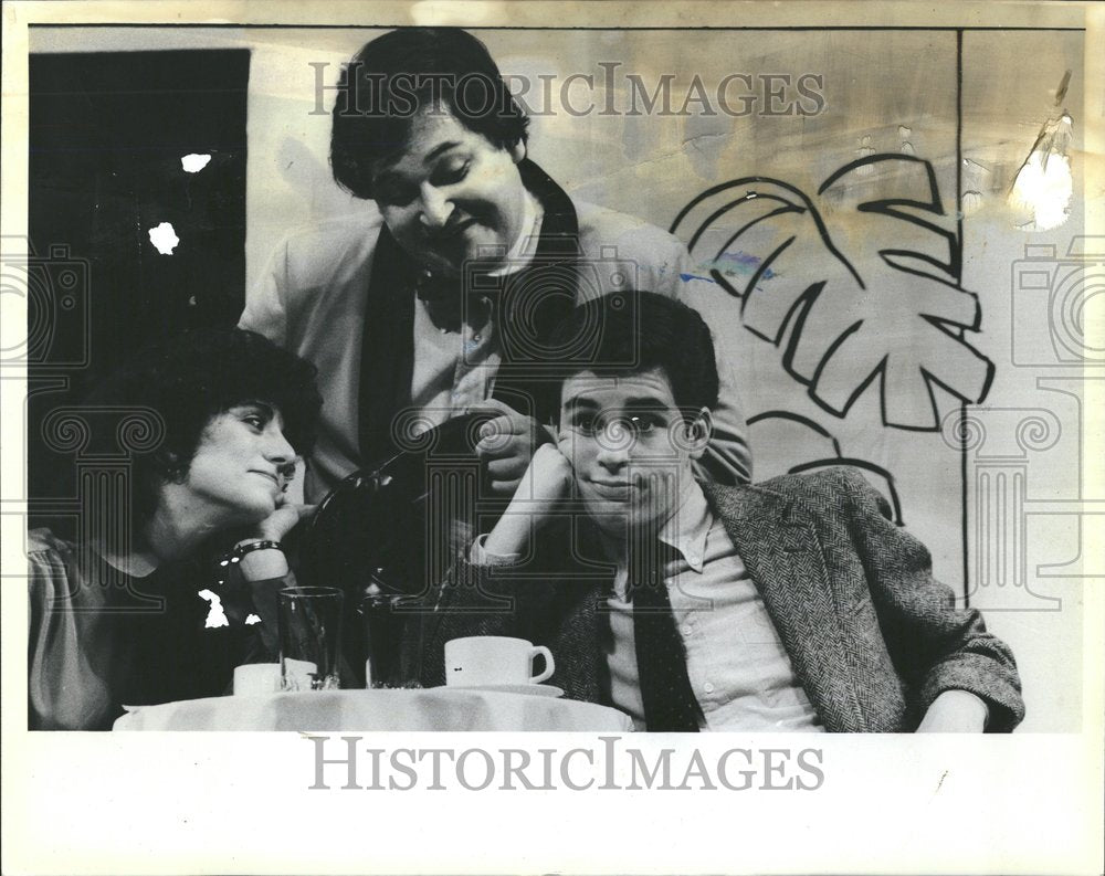 1983 Press Photo Scotch Steak Bad Restaurant University - RRV65785 - Historic Images