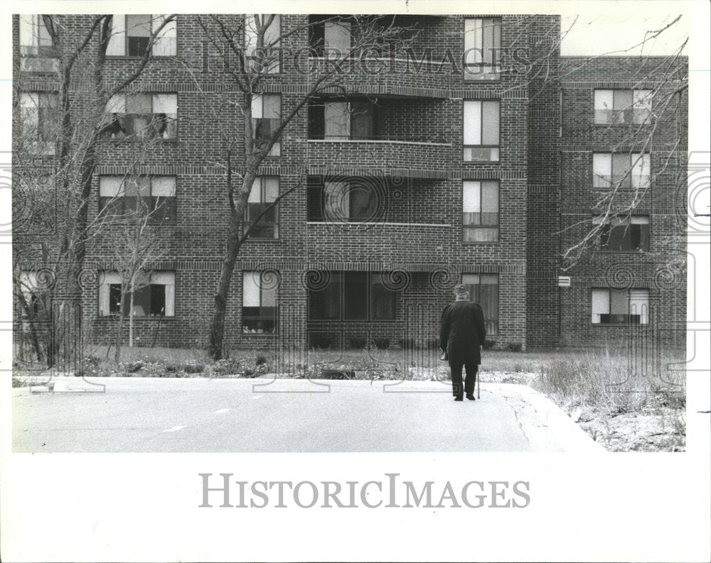 1982 Press Photo North Park Village Senate Apartments - RRV65941 - Historic Images