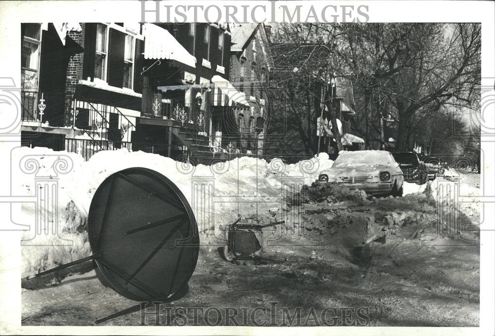 1978, Table Side Chair Space Illegal Chicago - RRV65993 - Historic Images