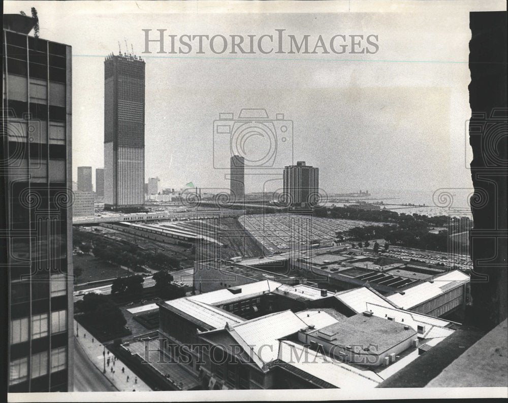 1972 Press Photo CF Murphy office Grant Park Parking - RRV66013 - Historic Images