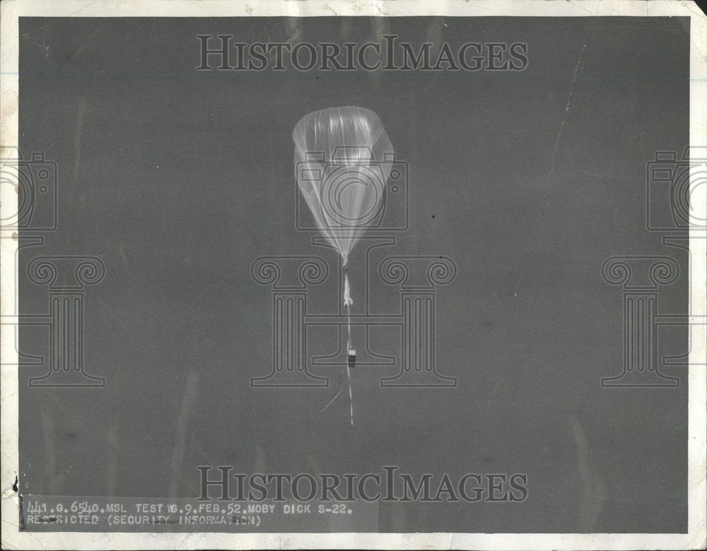 1952 Press Photo Moby Dick Balloon U.S. Air Force - RRV66039 - Historic Images