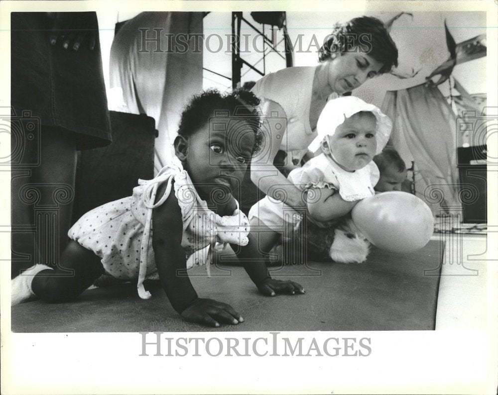 1984 Diaper Race Maywood Race Track - Historic Images