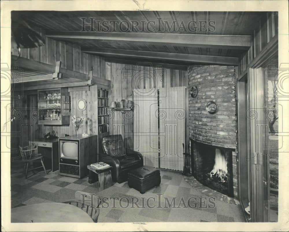 1957 Press Photo Family Room Corner Fireplace Cozy - RRV66169 - Historic Images