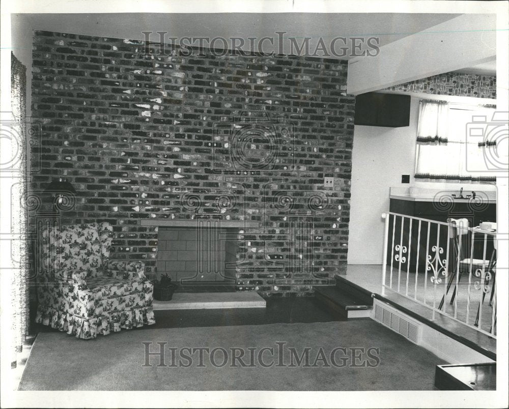 1965 Press Photo Hearthstone Plum Grove Fireplace - RRV66301 - Historic Images