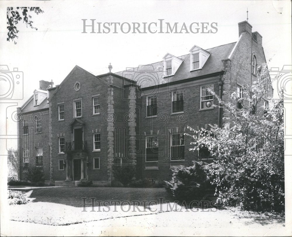 1958 Press Photo Lombard Village Hall Two Story - RRV66427 - Historic Images