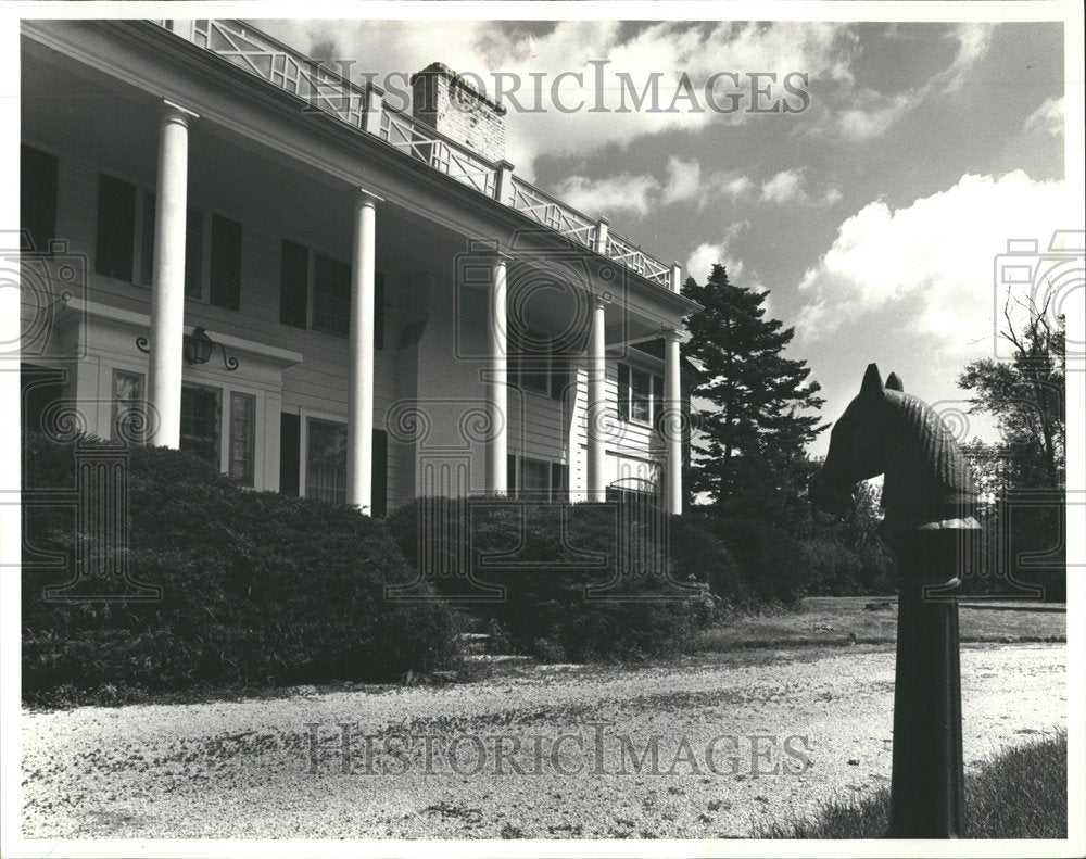 1977 Press Photo Libertyville Rhett Butler Jeb Stuart - RRV66453 - Historic Images