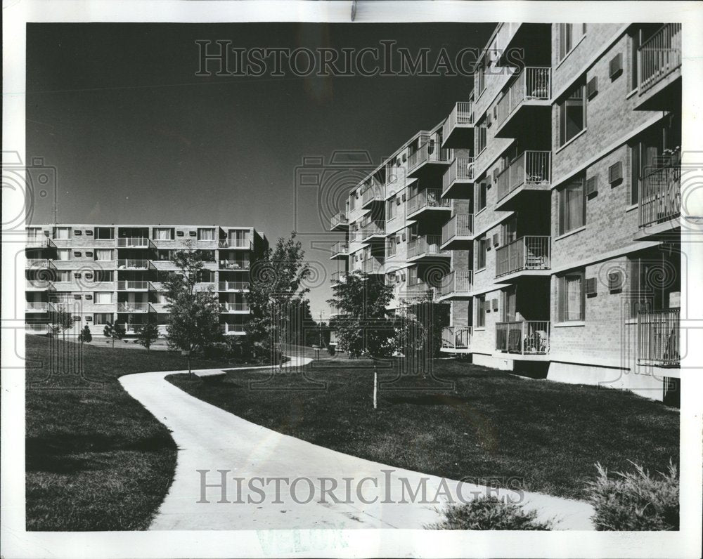 1975 Photo Yorktown Apartments In Lombard, Illinos-Historic Images