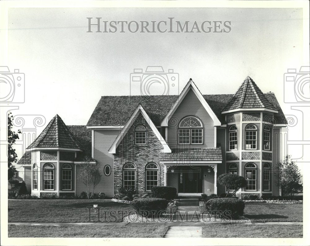 1986, Joe Kelm Builder Camelot Model Home - RRV66601 - Historic Images