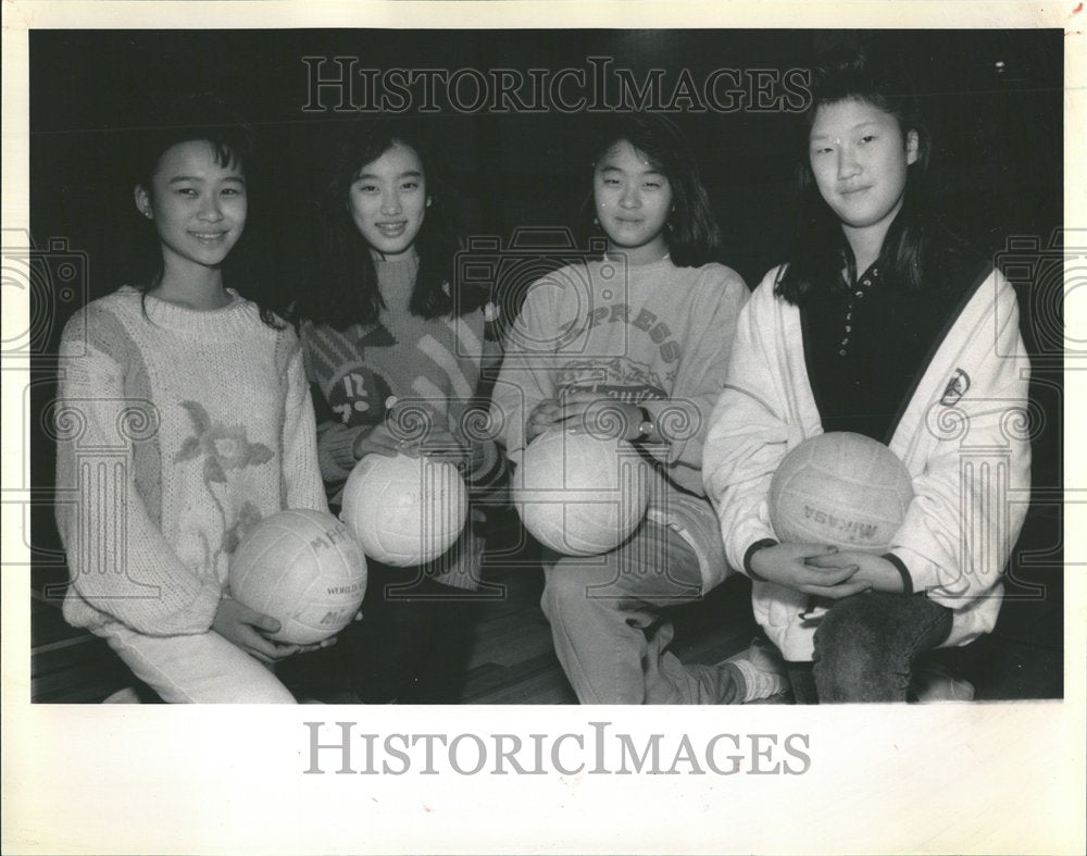 1990 Volleyball Diana Shin Carol Bae Marsh - Historic Images