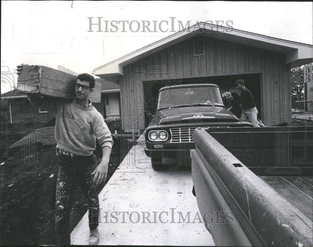 1968 Glenbrook High Students Build A House - Historic Images