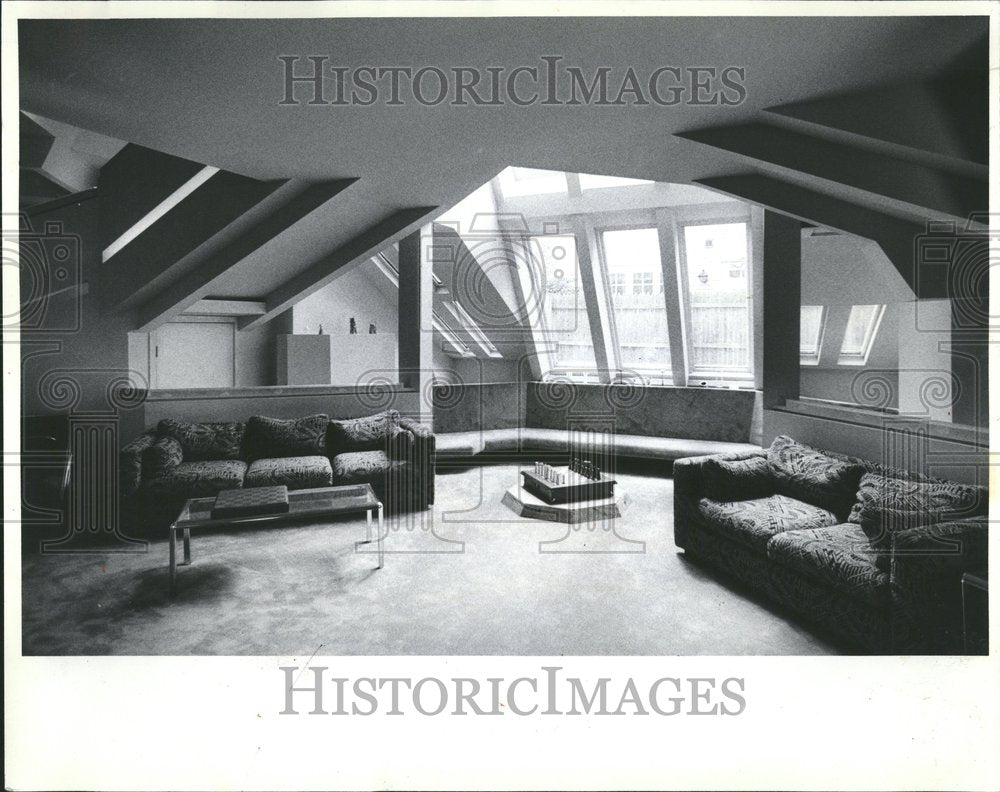 1982 Press Photo Kirsch Home Model Living Room - RRV66943 - Historic Images