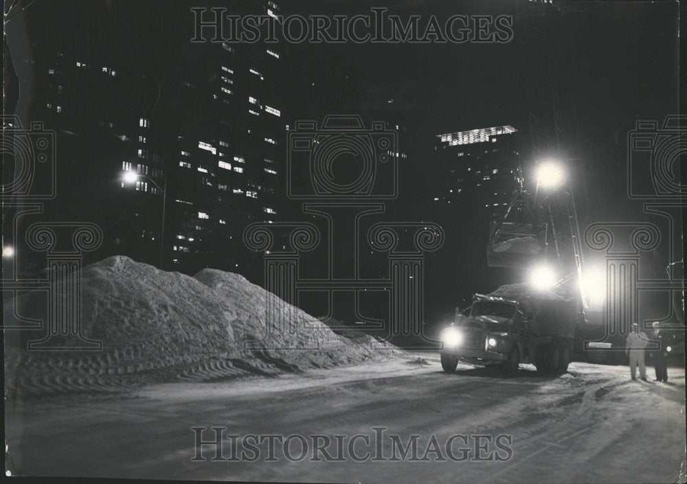 1963 Press Photo St Oak North Michigan Hank Stermer - RRV67339 - Historic Images