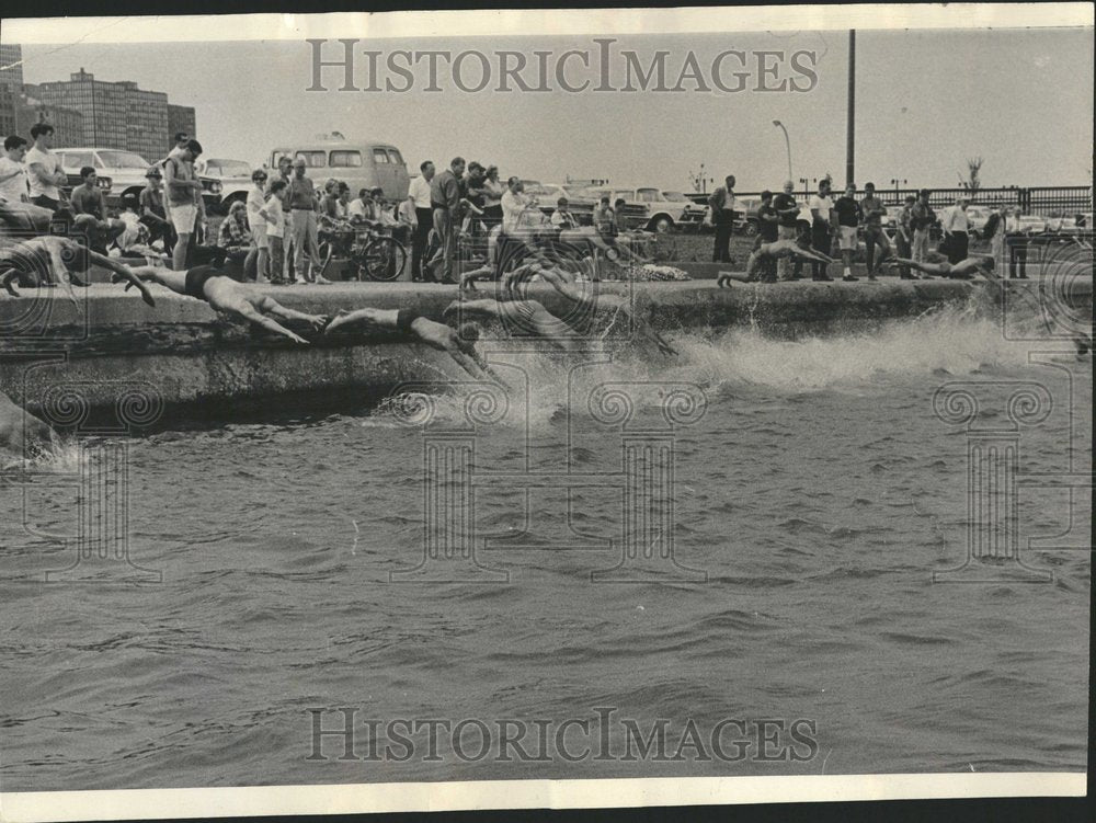 1966 Lifeguards sime mile race Sanitary CH - Historic Images