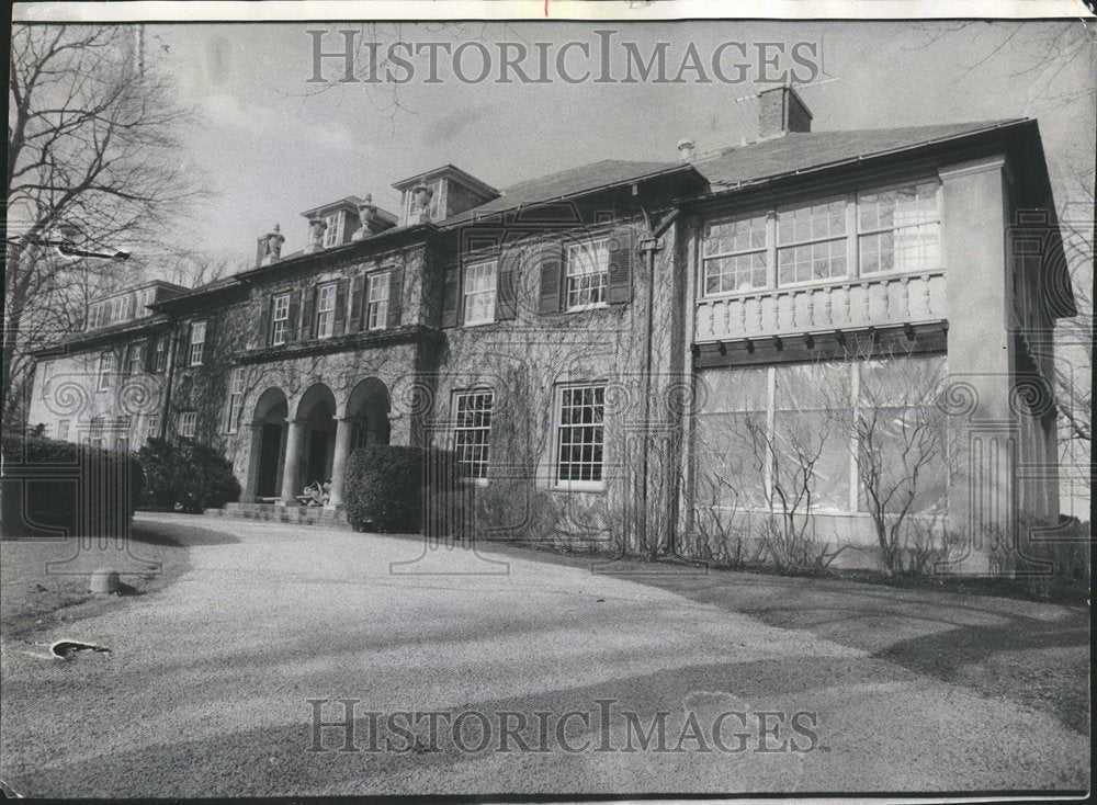 1975 Lake Forest Mansion Illinois-Historic Images