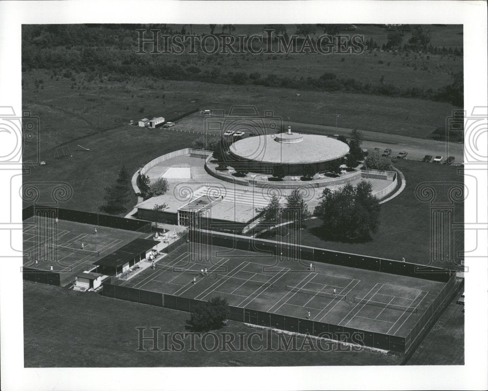 1959, Contractor Owner Club Forest Lake - RRV67599 - Historic Images