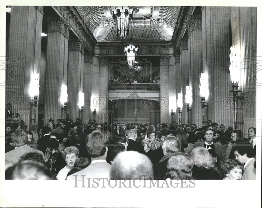 1983 Press Photo Donny Carroll 42nd Street Civic Opera - RRV67749 - Historic Images