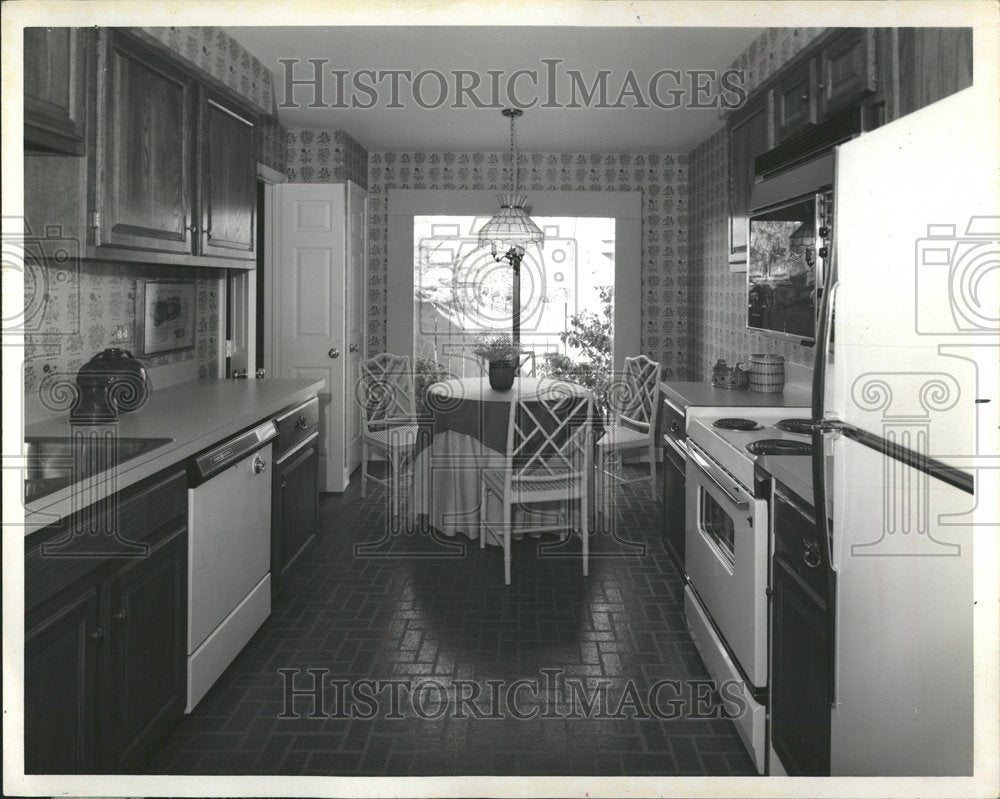 1978, Barrington Lake Home Newport Outdoor - RRV67813 - Historic Images