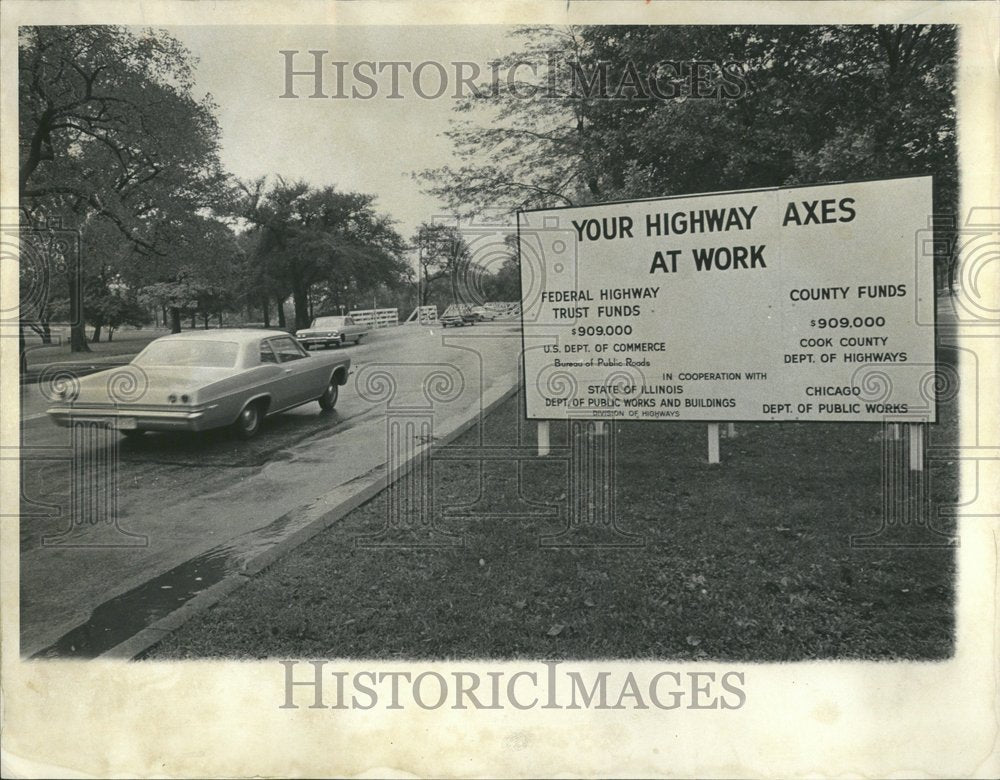 1965 Press Photo Chicago Highway Sign Board - RRV67851 - Historic Images