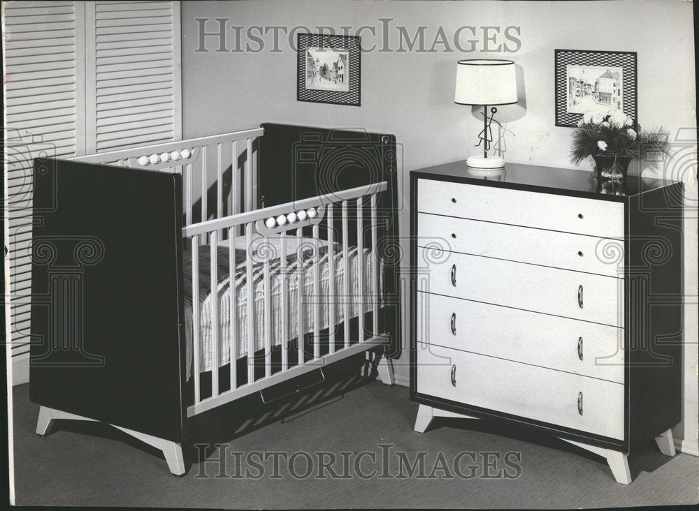 1955, Five drawer chest charcoal nursery - RRV67905 - Historic Images