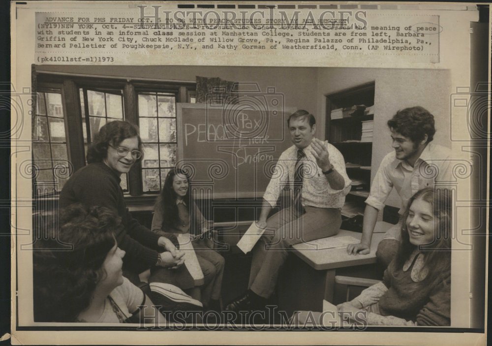 1973 Manhattan College Barbara Griffin - Historic Images