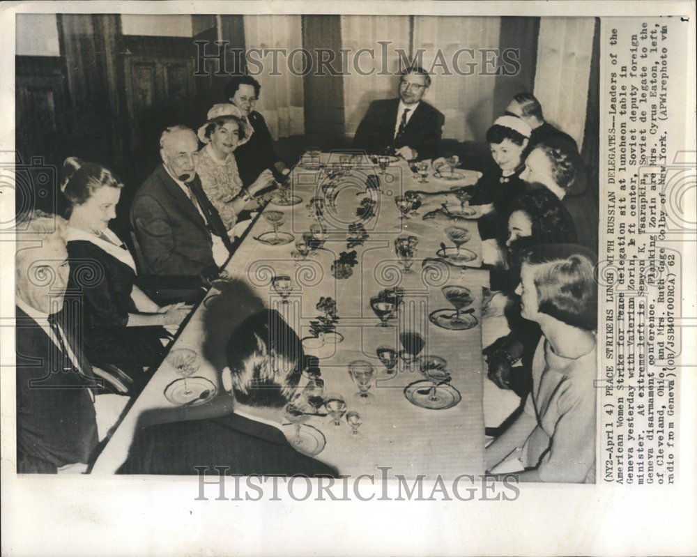 1962 Peace strike Russian Luncheon  Geneva - Historic Images